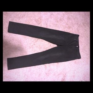 Looking for comfy pants for Spring??